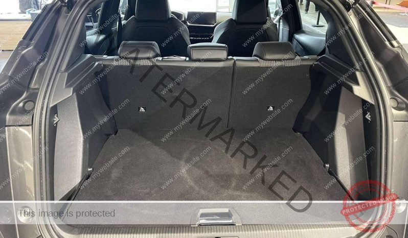 
								Peugeot 2008 PureTech full									