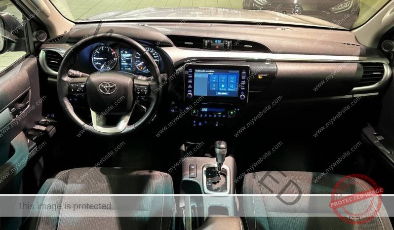
								Toyota Hilux 4×4 Double Cab full									