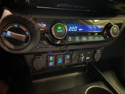 
										Toyota Hilux 4×4 Double Cab full									