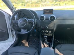 
										Belle Audi A1 avec la bonne combinaison de couleurs et S-Line! full									