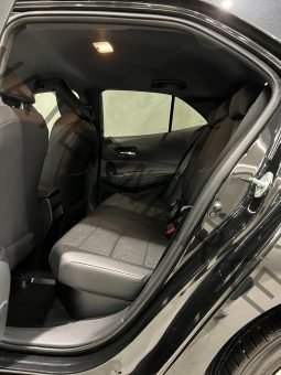 
										Toyota Corolla 1.8 HYBRIDE full									