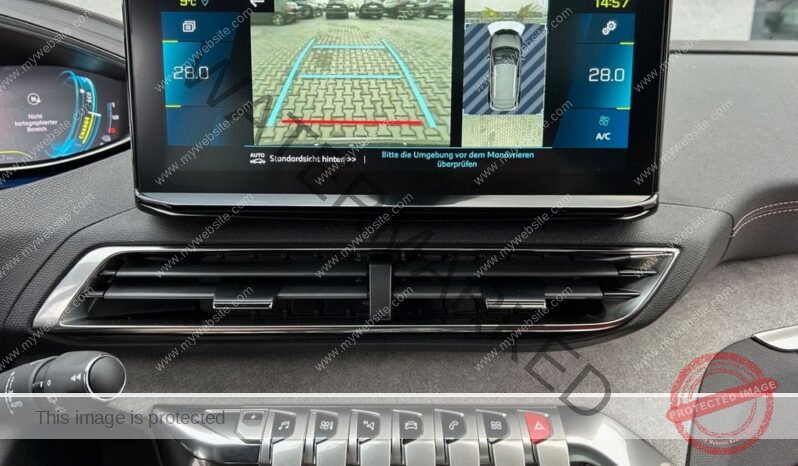 
								Peugeot 3008 Hybrid 225 GT full									