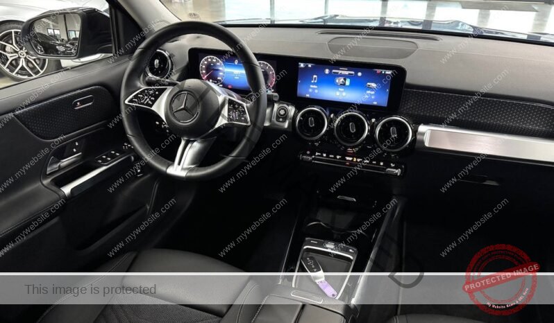 
								Mercedes-Benz GLB 220 4M Urban Night Kamera full									