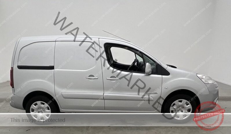 
								Peugeot Partner 1.6 New-Cambelt PDC 3 places full									