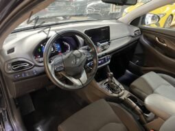 
										Hyundai i30 full									