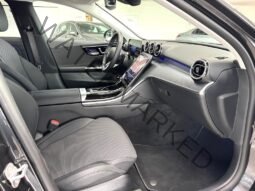 
										Mercedes-Benz C 300 e full									