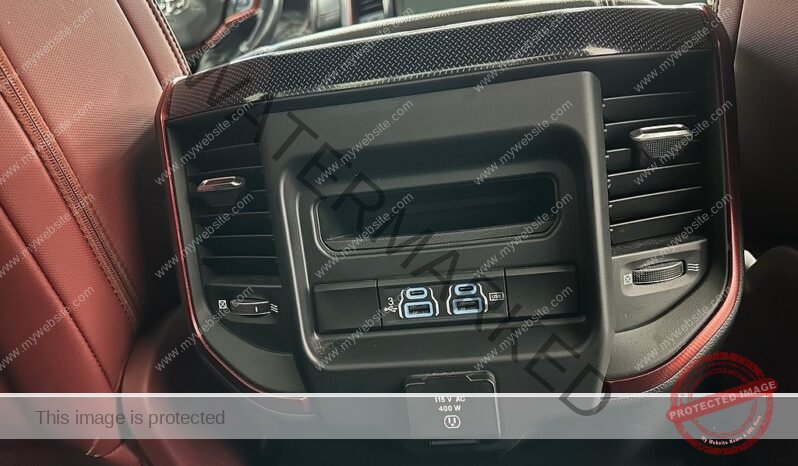 
								Dodge RAM Rebel Night 5.7 4×4 full									