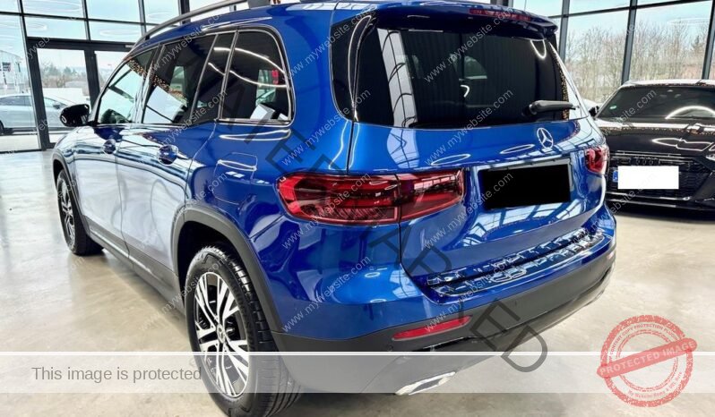 
								Mercedes-Benz GLB 220 4M Urban Night Kamera full									