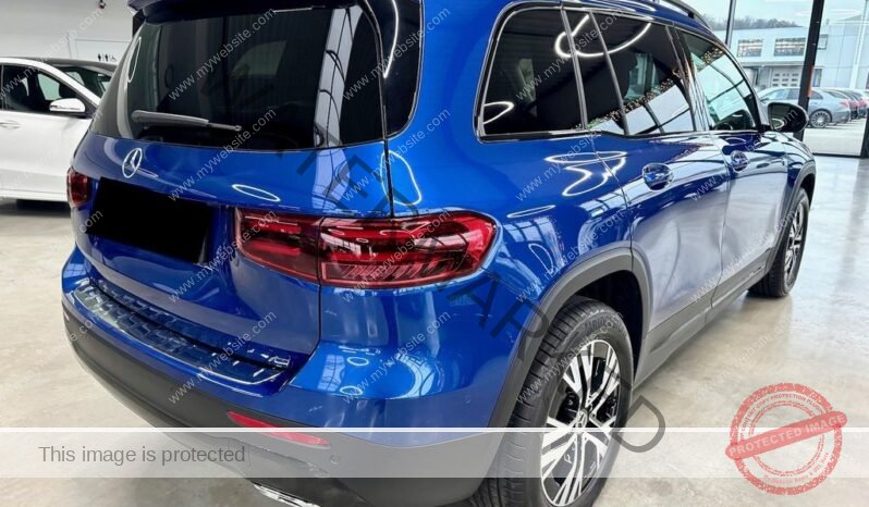 
								Mercedes-Benz GLB 220 4M Urban Night Kamera full									