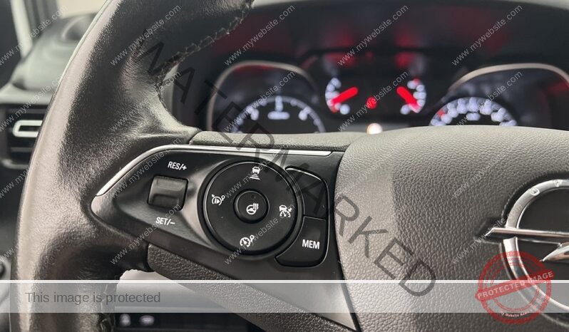 
								Opel Combo Cargo 1.5 New-Cam Belt Attelage PDC full									