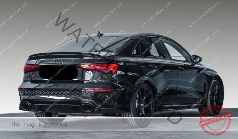 
								Audi RS3 BERLINE 2.5TFSI 400HK/B&O/MATRIX full									