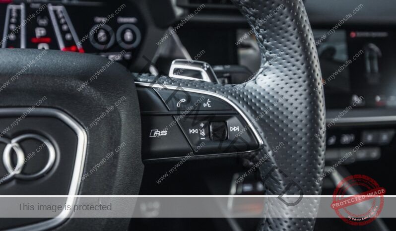 
								Audi RS3 BERLINE 2.5TFSI 400HK/B&O/MATRIX full									