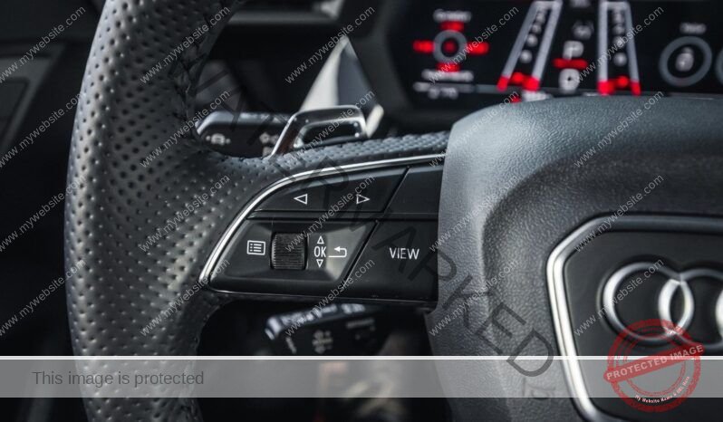 
								Audi RS3 BERLINE 2.5TFSI 400HK/B&O/MATRIX full									