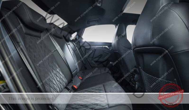
								Audi RS3 BERLINE 2.5TFSI 400HK/B&O/MATRIX full									