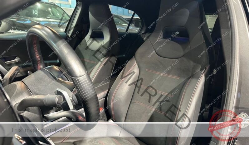 
								Mercedes-Benz A 200 AMG full									