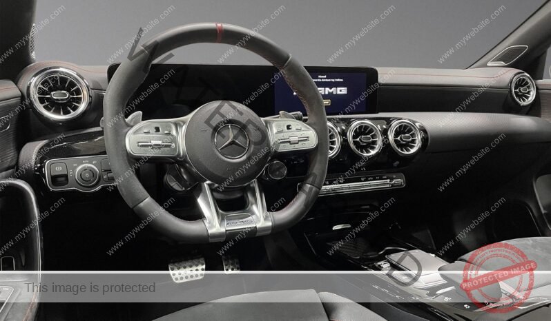 
								Mercedes-Benz CLA full									