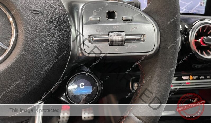 
								Mercedes-Benz CLA full									