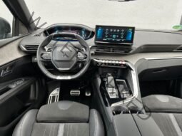 
										Peugeot 3008 Hybrid 225 GT full									