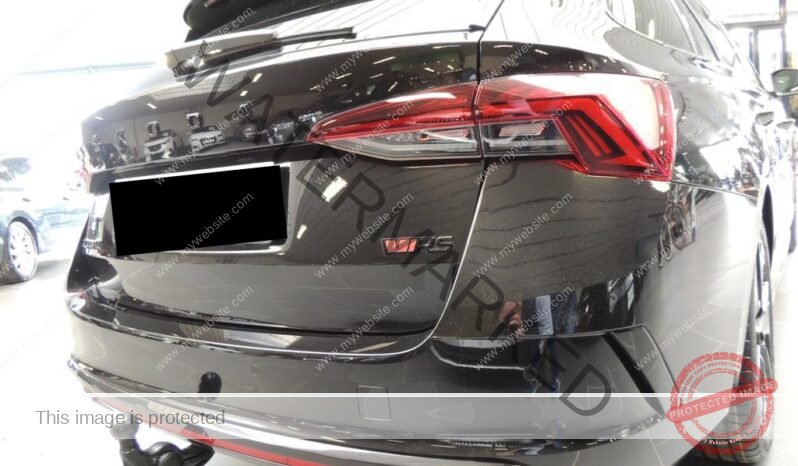 
								SKODA Octavia Combi RS full									