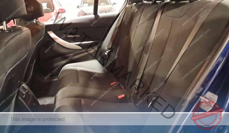 
								BMW Série 318i full									