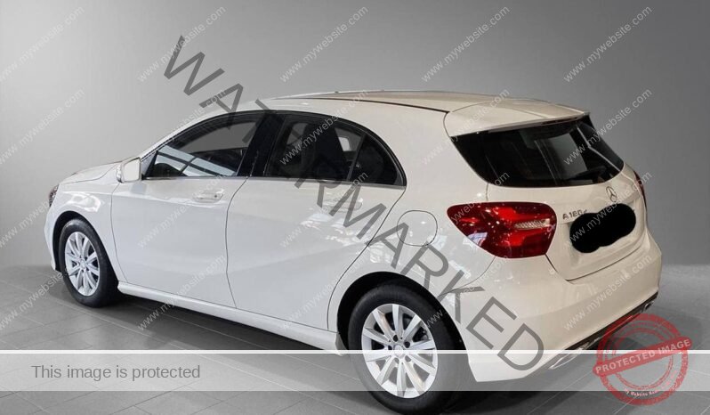 
								Mercedes-Benz Classe A A180d full									