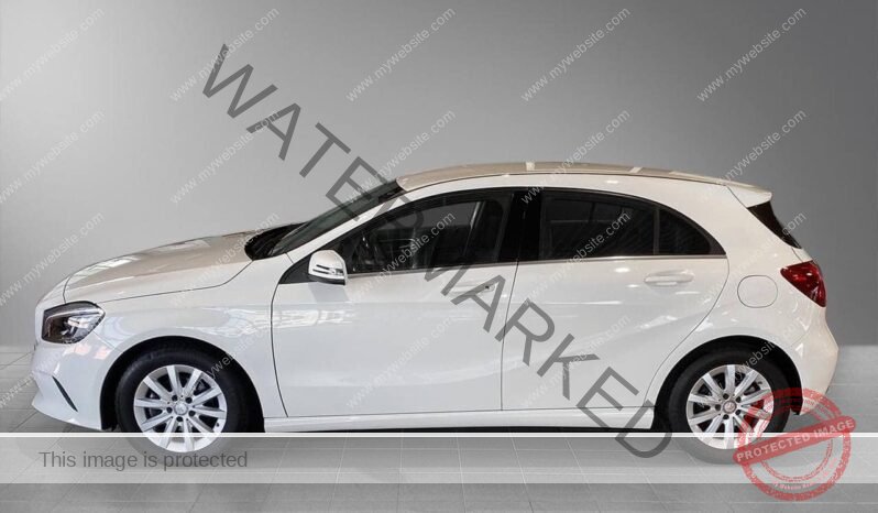 
								Mercedes-Benz Classe A A180d full									