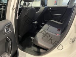 
										Peugeot 2008 1.2 Panorama PURETECH ACTIVE GT-LINE full									