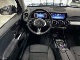 
										Mercedes-Benz GLB 220 4M Urban Night Kamera full									