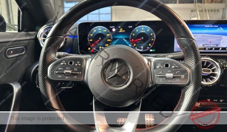 
								Mercedes-Benz A 200 AMG full									
