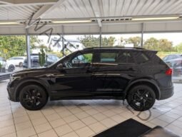 Volkswagen Tiguan Allspace R-Line 4M Black Pano
