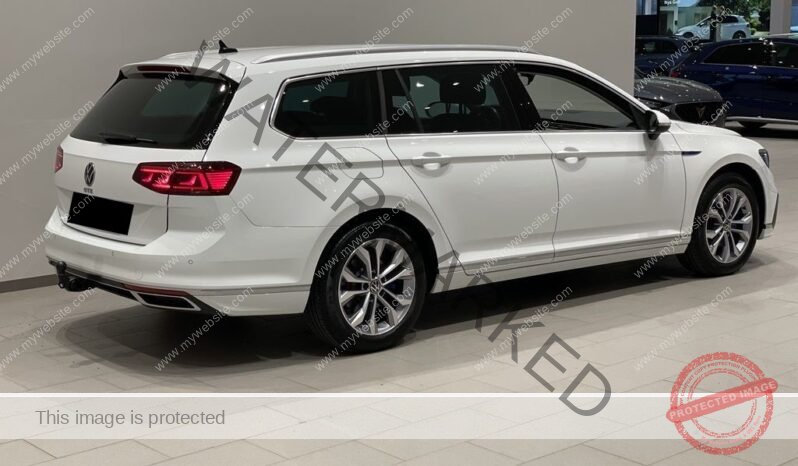 
								Volkswagen Passat GTE 1.4 TSI DSG full									