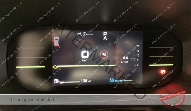 
								Dacia Duster Hybrid full									