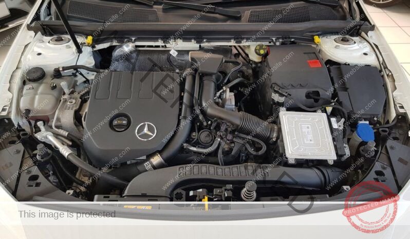 
								Mercedes-Benz A 200 AMG full									