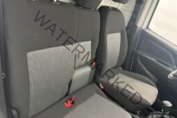 
										Fiat Doblò Maxi 1.6 New-Cambelt 3 places PDC Blueto full									