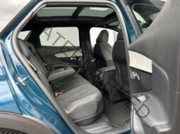 
										Peugeot 3008 Hybrid 225 GT full									