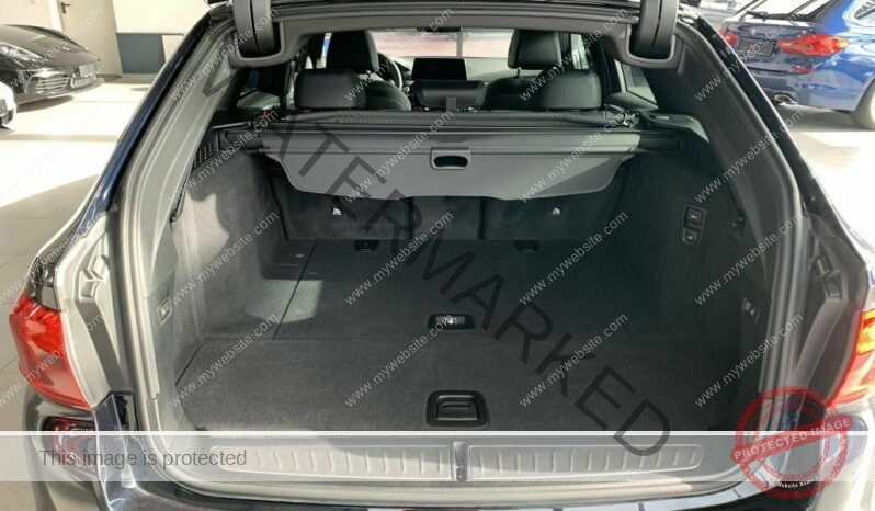 
								BMW 530d Touring Aut.M Sportpaket Panorama full									