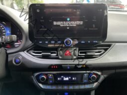 
										Hyundai i30 full									
