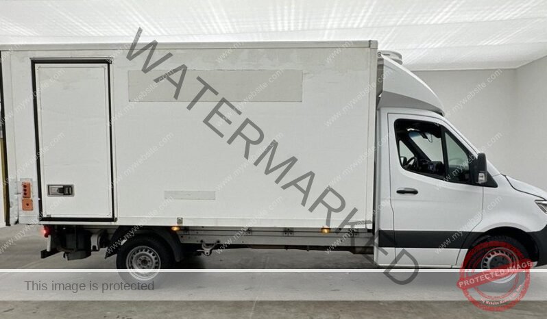
								Mercedes-Benz Sprinter 316 RÉFRIGÉRATEUR Relevage arrière full									