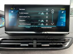 
										Peugeot 3008 Hybrid 225 GT full									