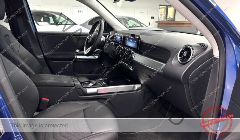 
								Mercedes-Benz GLB 220 4M Urban Night Kamera full									