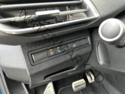 
										Peugeot 3008 Hybrid 225 GT full									