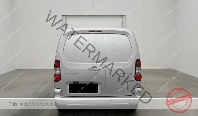 
								Peugeot Partner 1.6 New-Cambelt PDC 3 places full									