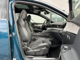 
										Peugeot 3008 Hybrid 225 GT full									