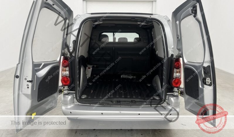 
								Peugeot Partner 1.6 New-Cambelt PDC 3 places full									