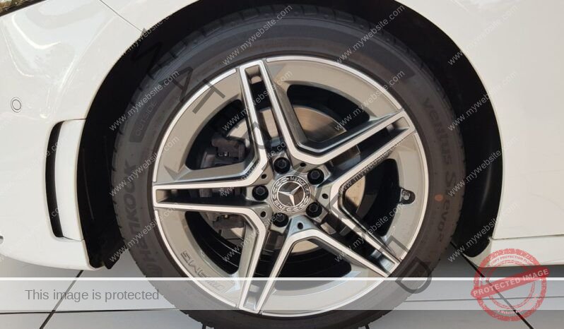 
								Mercedes-Benz A 200 AMG full									