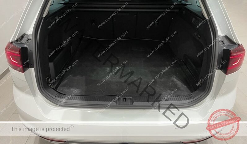 
								Volkswagen Passat GTE 1.4 TSI DSG full									