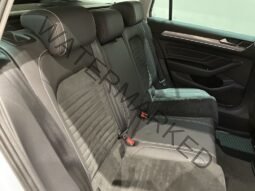 
										Volkswagen Passat GTE 1.4 TSI DSG full									