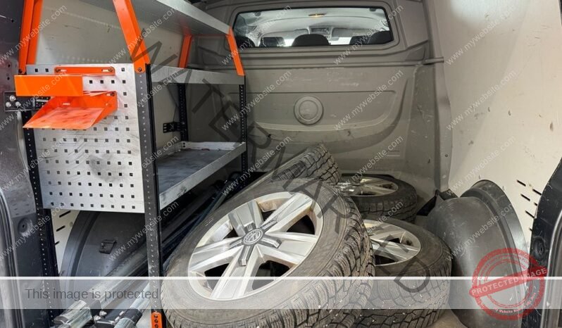 
								Volkswagen Transporter Kombi 2.0TDI 199cv 4M full									