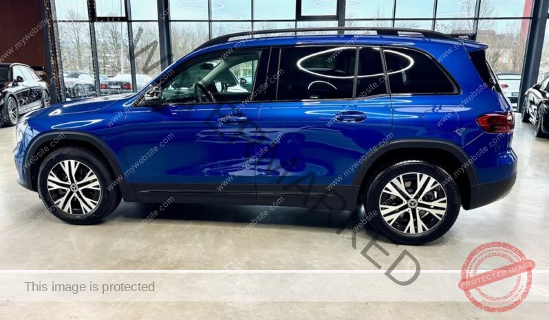 
								Mercedes-Benz GLB 220 4M Urban Night Kamera full									