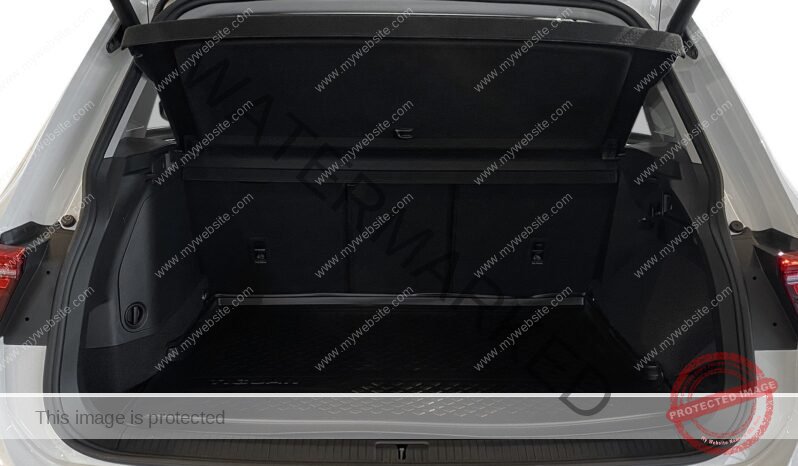 
								Volkswagen Touran 1.4 eHybrid 245ch Élégance full									